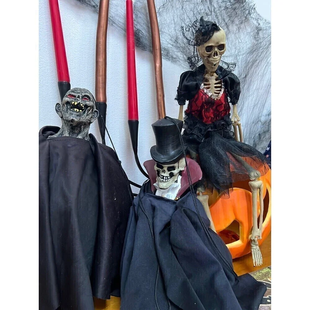 Halloween Decor Lot